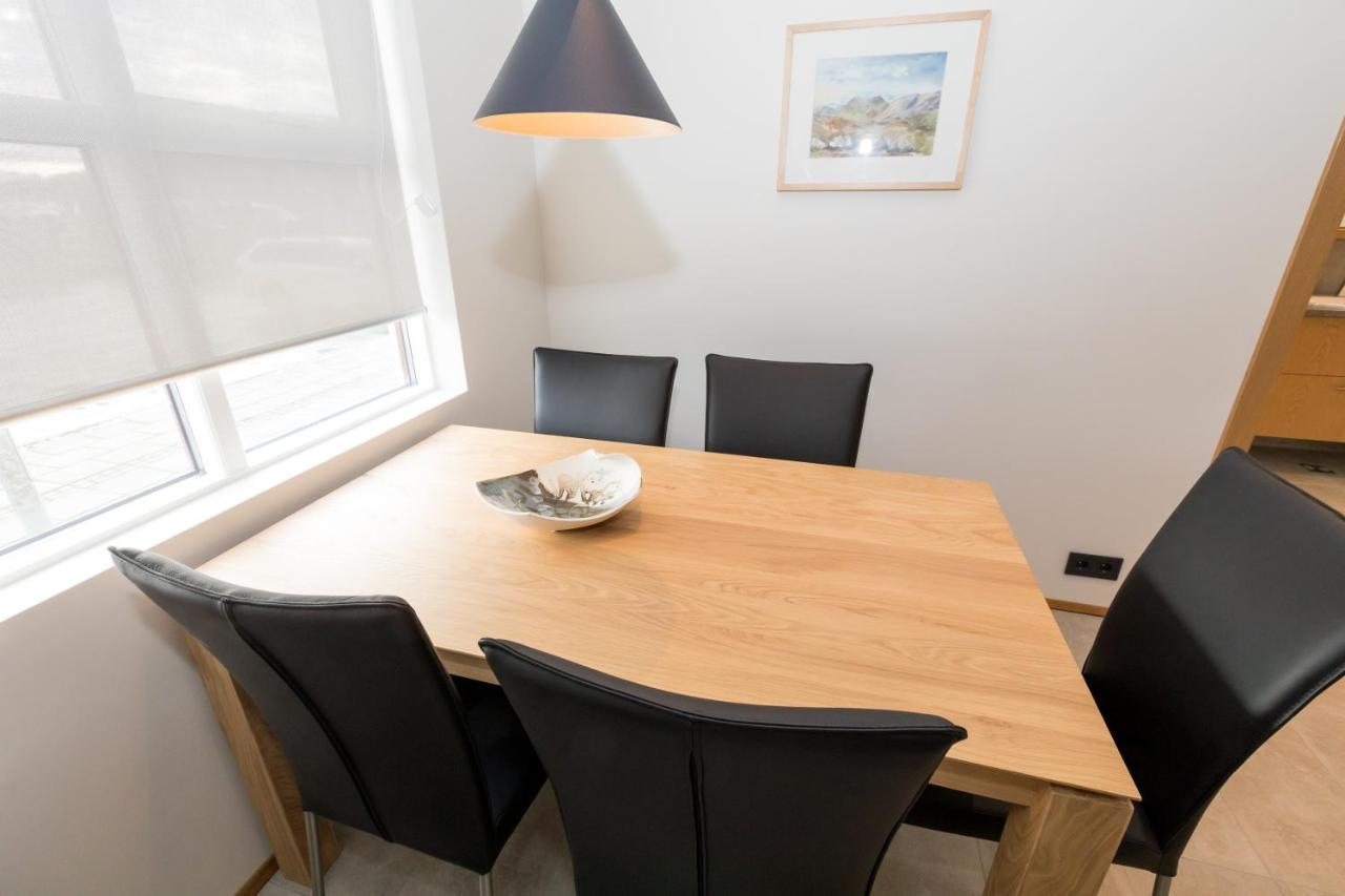 آكيورِيْري Hrimland Apartments المظهر الخارجي الصورة
