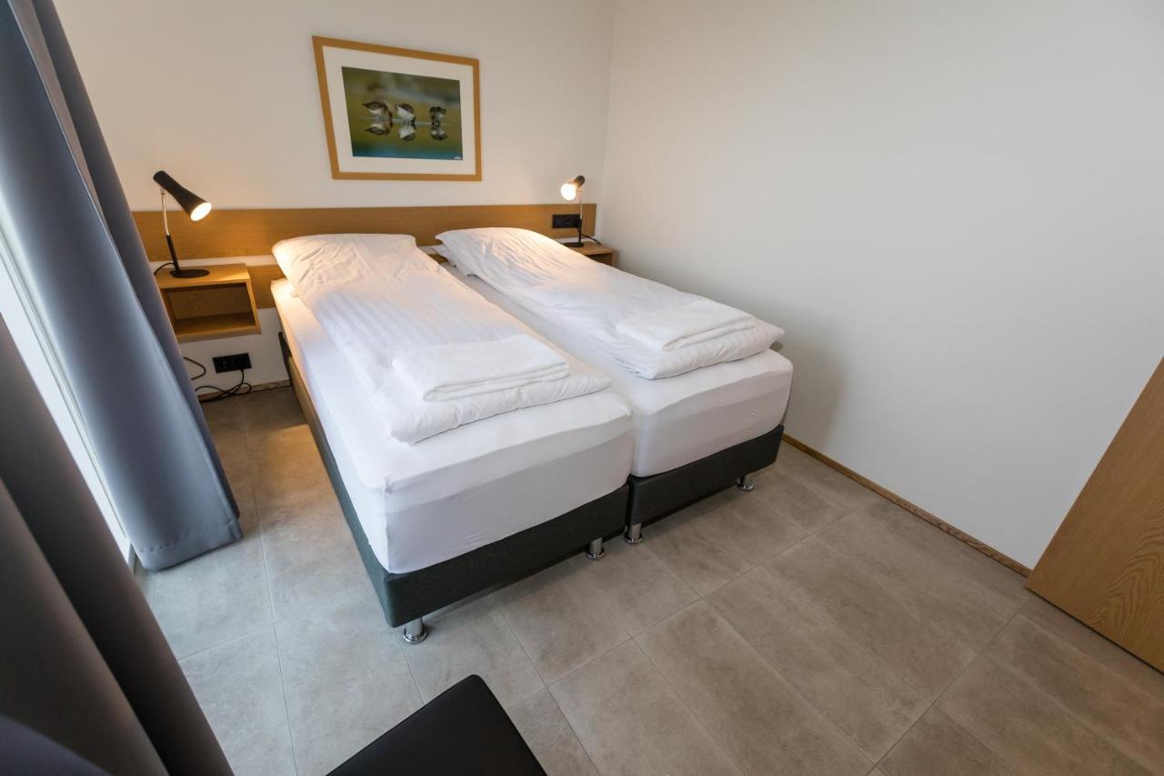آكيورِيْري Hrimland Apartments المظهر الخارجي الصورة